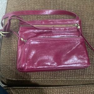Hobo crossbody bag like new condition super soft leather very cute!